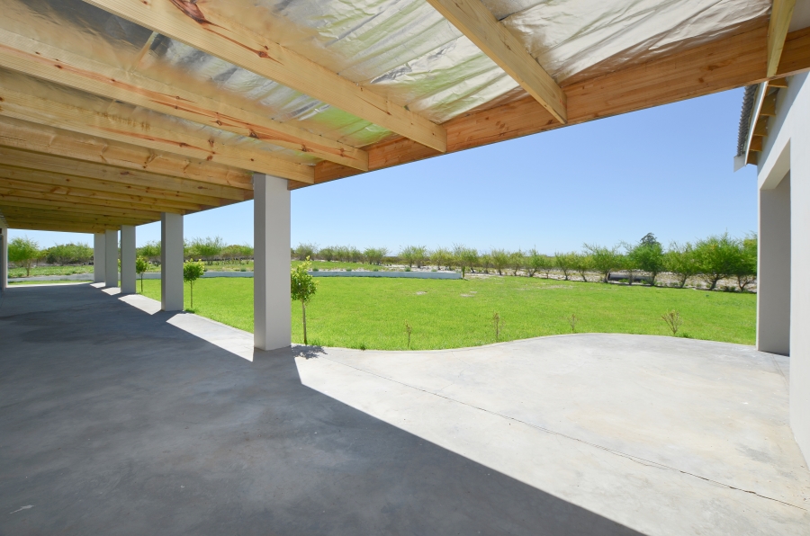 10 Bedroom Property for Sale in Hartebeesfontein Western Cape